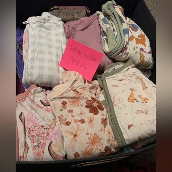 Bamboo- Plush blanket, sleep sacks, gown, zippy! MMAO within reason - Picture 1 of 15